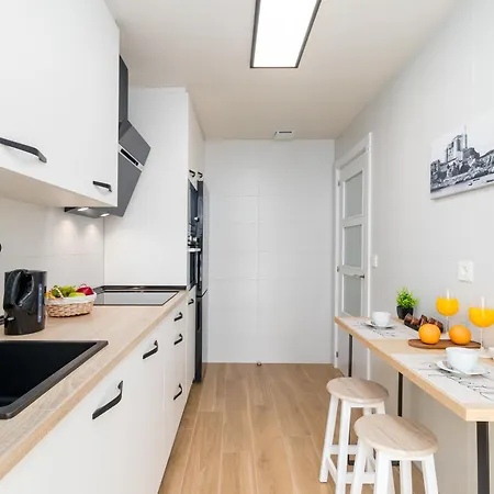 Apartment In Con Parking *