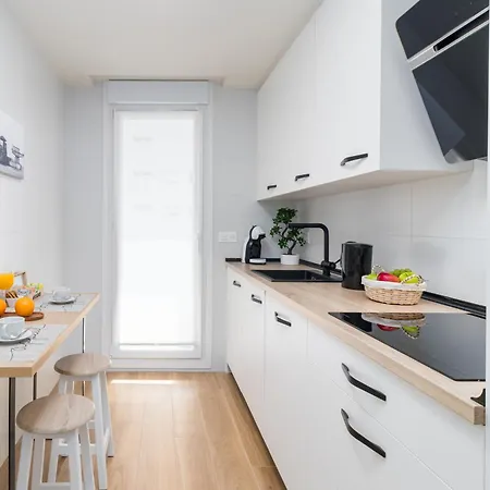 In Con Parking Castro Urdiales