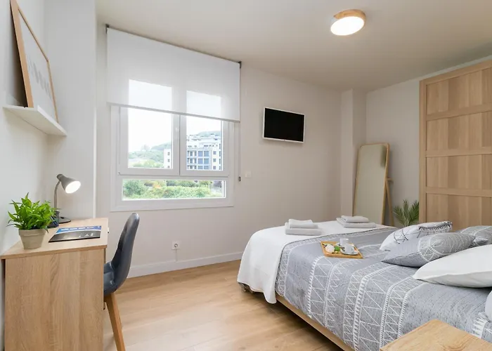 In Con Parking Apartment