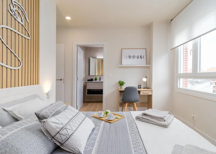 In Con Parking Apartment *